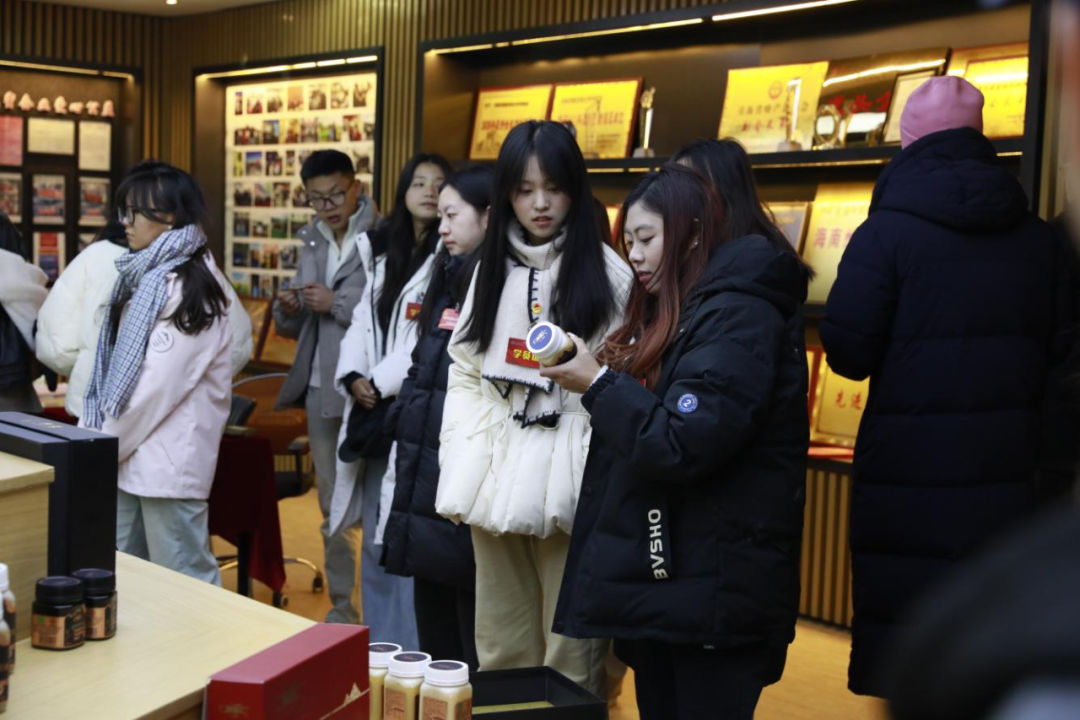 3ea99dba3ea21d78cf2b500ee55de1f2png